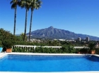 Chalet con 6 dormitorios se vende en Marbella, Costa del Sol - mejor precio | unprecio.es