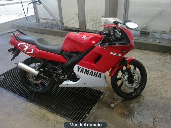 Vendo Moto en muy buen estado