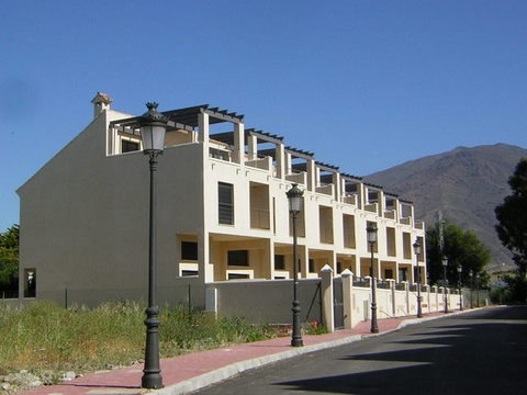 villas adosadas en primera línea de playa en Estepona