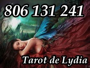Tarot barato de Lydia: 806 131 241. Solo x 0.35 euros/min..-