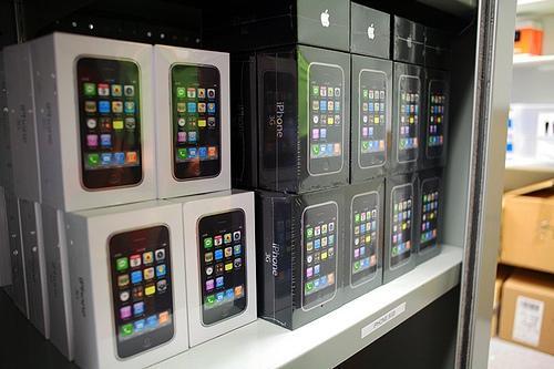 VENTA  Apple iPhone 3G 16GB,BLACKBERRY PHONES,New Nokia N96 16GB