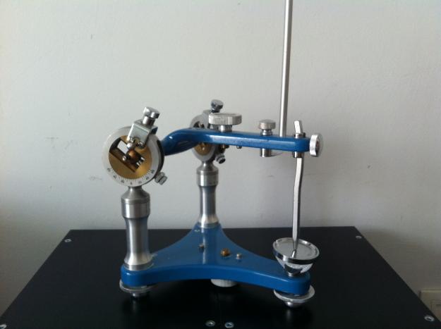 Articulador Dentatus ARH mas arco facial