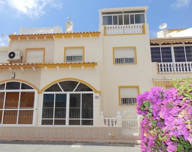 Casa en venta en Playa Flamenca, Alicante (Costa Blanca)