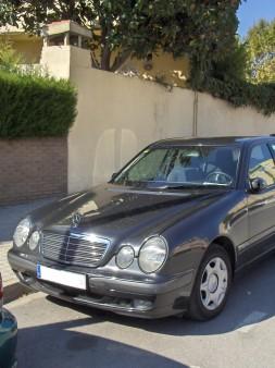 Mercedes Clase E 200 kompressor en BARCELONA