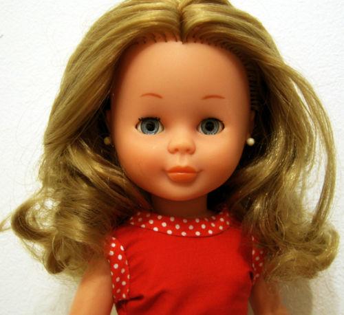 COMPRO NANCYS DE FAMOSA AÑOS 70