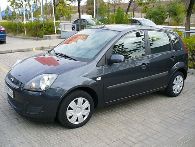FORD Fiesta 1.4 Futura