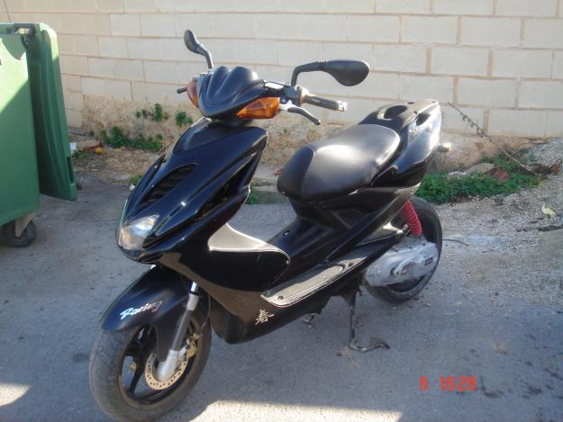 vendo yamaha aerox r 50cc