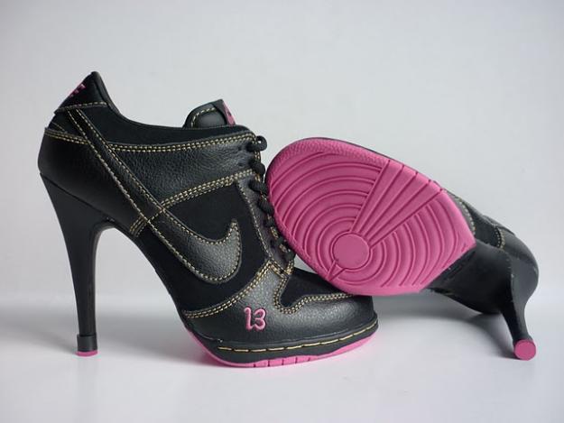 NIKE SB DUNK HIGH HEELS CON CAJA