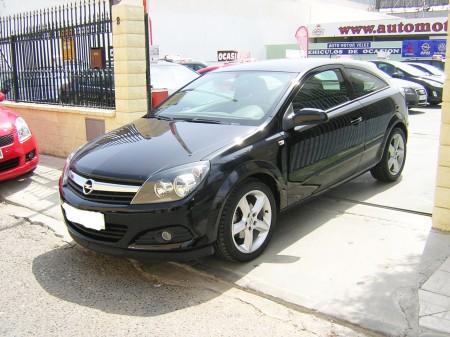 Opel Astra Astra GTC 16 16v Enjoy en Malaga