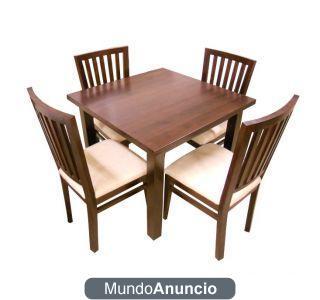 Conjunto de cuatro sillas y mesa