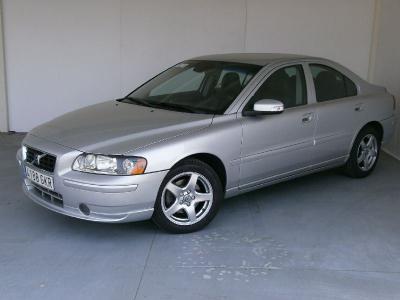 Volvo S60 2.4D MOMENTUM