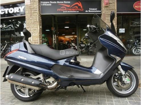 PIAGGIO X8 400