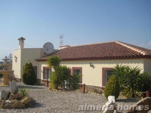 Chalet en venta en Arboleas, Almería (Costa Almería)