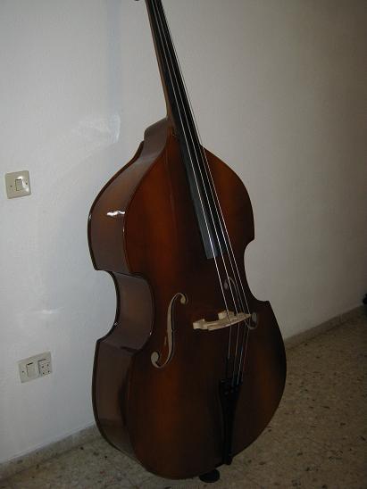 Vendo contrabajo de 3/4 o cambio por tuba