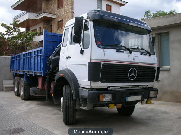 Camion grua Mercedes Benz 2628 volquete