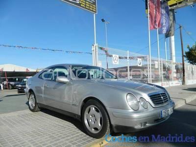Mercedes Benz Clk320