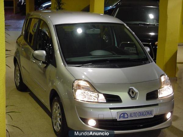 Renault Grand Modus del año 2008 - Barcelona