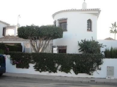 Chalet con 3 dormitorios se vende en Torre de La Horadada, Costa Blanca