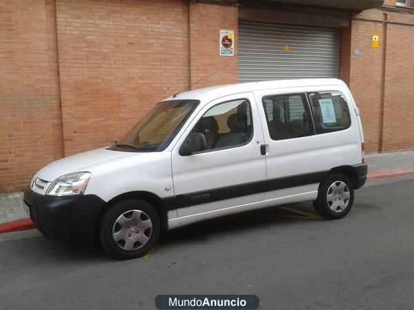 SE VENDE CITROËN BERLINGO 19 DIESEL 75 CV COMBI