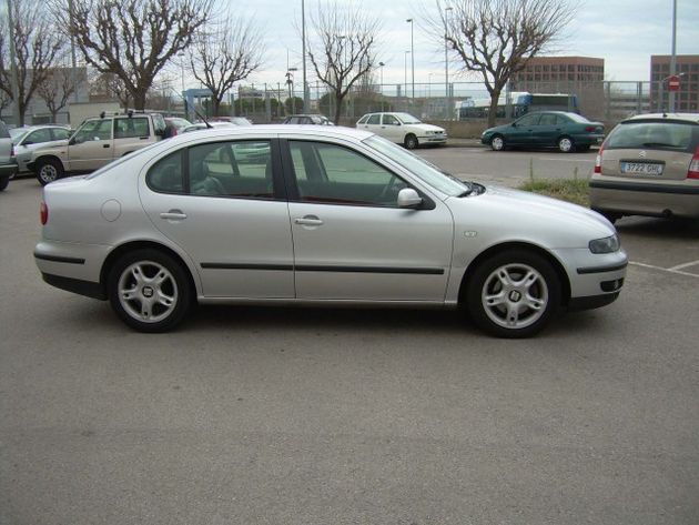 SEAT Toledo 2.3i V5