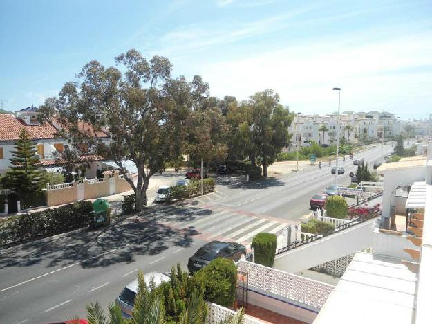 Duplex en Venta. 3 Ambientes. 3 Dormitorios. 102 m2. 95 m2c. FANTASTICO DUPLEX TOTALMENTE EQUIPADO.