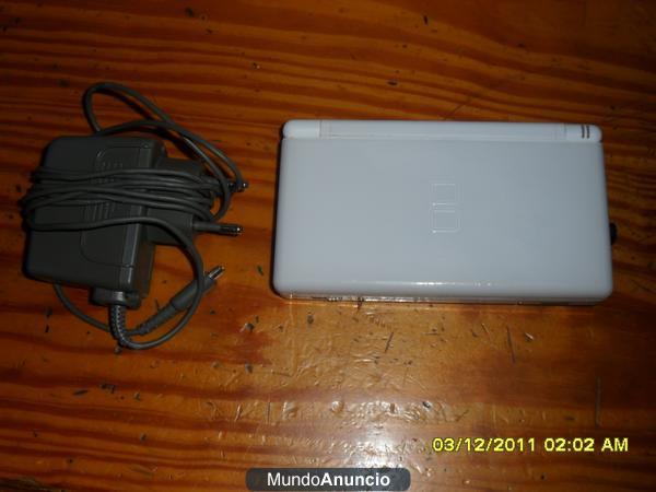 vendo nintendo ds lite blanca.