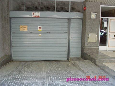 Alquiler de garaje en Alquiler De Plaza De Aparcamiento En Cardedeu, Cardedeu (Barcelona)