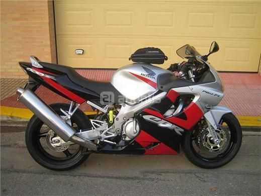 Vendo - Honda cbr 600f.  como nueva sin engaños.