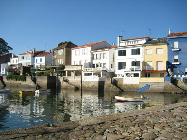 Venta Casas Ares con calefaccion. 150 m2 - La Coruña