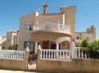 Chalet con 3 dormitorios se vende en Villamartin, Costa Blanca - mejor precio | unprecio.es