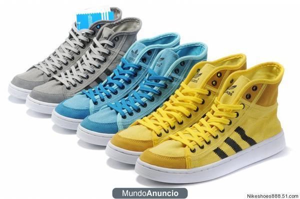 Los zapatos del alto, el cabello, cálido, de buen aspecto, buena calidad