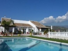 Chalet con 5 dormitorios se vende en Torrox, Costa del Sol, Axarquia - mejor precio | unprecio.es