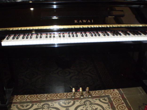 Vendo Piano Kawai 2450 € ! en perfecto estado y afinacion.