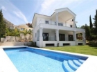 Chalet con 5 dormitorios se vende en Marbella, Costa del Sol - mejor precio | unprecio.es
