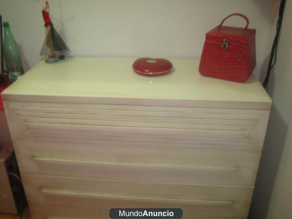VENDO COMODA   ESPEJO 175 Euros negociable