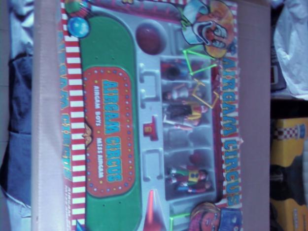 SE VENDE CAJA DE AIRGAMBOYS CIRCUS NUEVA SIN ABRIR