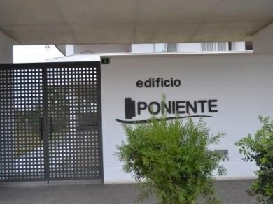 Apartamento con 3 dormitorios se vende en Fuengirola, Costa del Sol