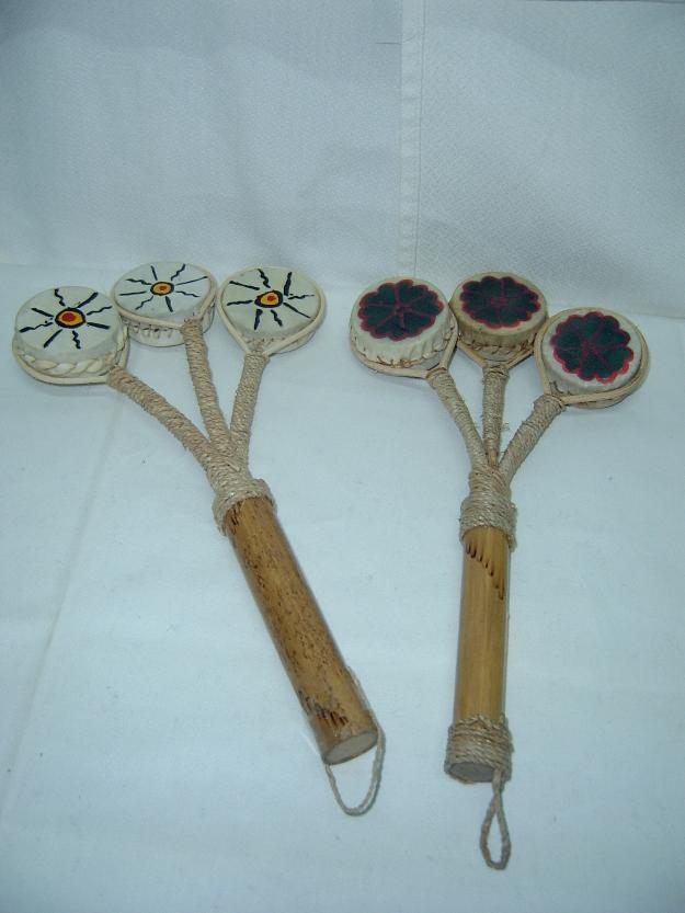 maracas  rattan  (par)  nuevas  13   €