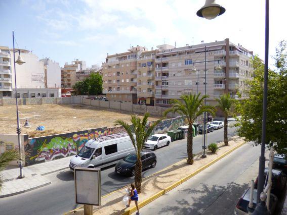 Piso Torrevieja con balcon. con aire acondicionado - Alicante