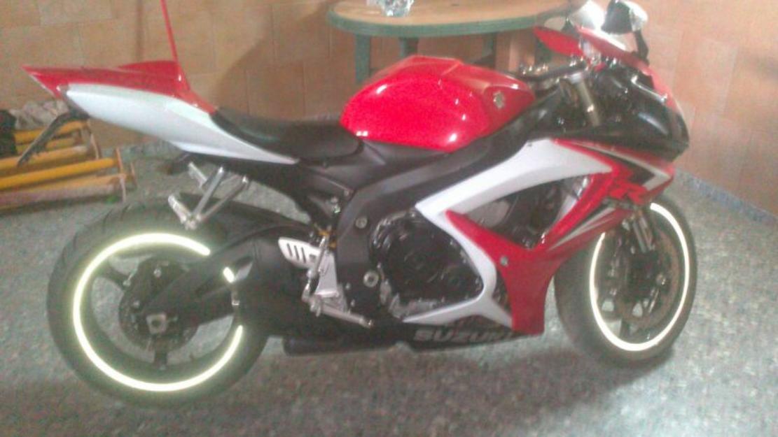 suzuki gsxr 600