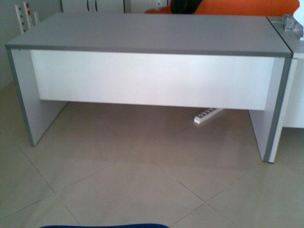 VENDO MUEBLES OFICINA