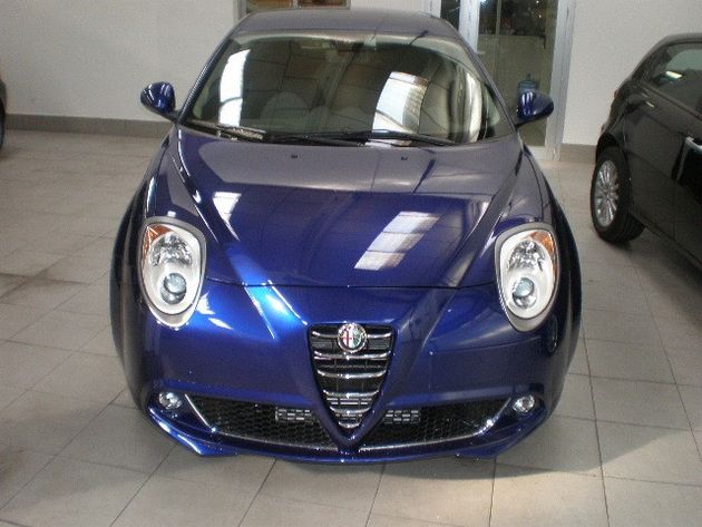 ALFA ROMEO 147  1.9JTD DISTINCTIVE 120