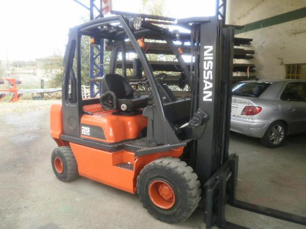 Carretilla elevadora Nissan 25