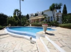 Chalet con 4 dormitorios se vende en Mijas Costa, Costa del Sol - mejor precio | unprecio.es
