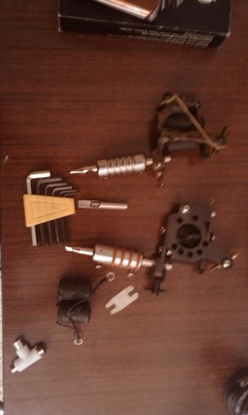 vendo kit completo de tatuajes