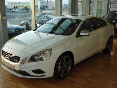 Volvo S60 D3 R-DESIGN
