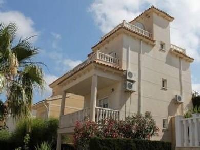 Chalet con 3 dormitorios se vende en San Miguel de Salinas, Vega Baja Torrevieja