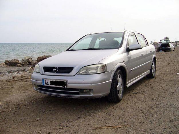 opel astra como nuevo