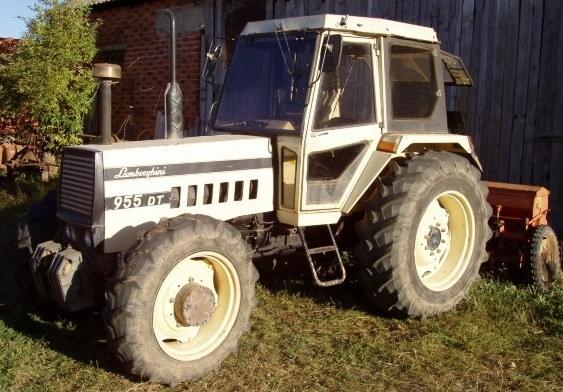 TRACTOR AGRICOLA DE 95 CV Y APEROS