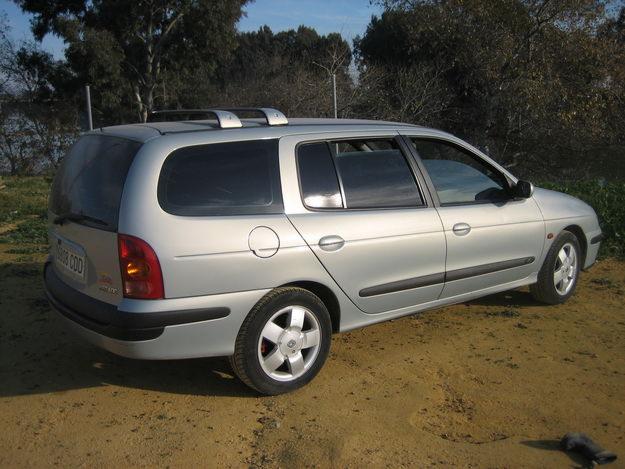 megane grnd tour 1.9dci 120cv 2003 79000km 6200€